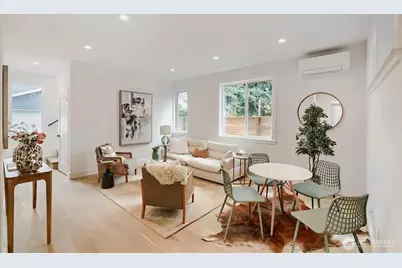 5042 35th Avenue NE, Seattle, WA 98105 - Photo 3