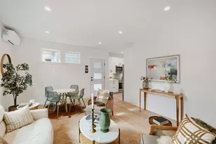 5042 35th Ave NE, Seattle, WA 98105 - Photo 5