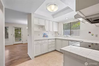26312 Woodland Way S, Kent, WA 98030 - Photo 9