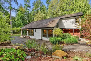 16455 Agate Point Rd NE, Bainbridge Island, WA 98110 - Photo 3