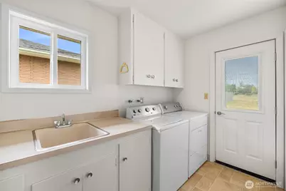 16572 S Wall Street, Mount Vernon, WA 98273 - Photo 25