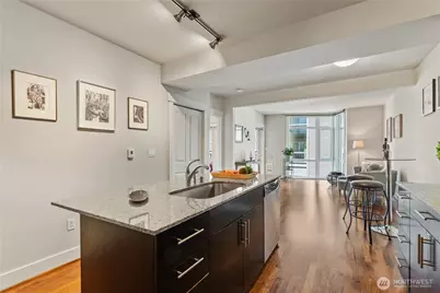 699 John Street #507, Seattle, WA 98109 - Photo 3