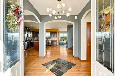 10908 177th Avenue Ct E, Bonney Lake, WA 98391 - Photo 3