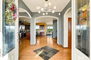 10908 177th Ave Ct E, Bonney Lake, WA 98391 - Photo 3