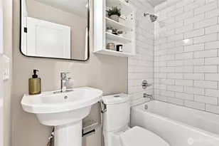 5128 Palatine Ave N, Seattle, WA 98103 - Photo 29