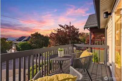 5128 Palatine Avenue N, Seattle, WA 98103 - Photo 11