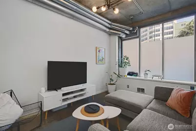 66 Bell Street #4, Seattle, WA 98121 - Photo 3