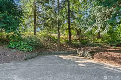 17311 NE 112th Street, Redmond, WA 98052 - Photo 17