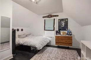 43 W Etruria, Seattle, WA 98119 - Photo 13