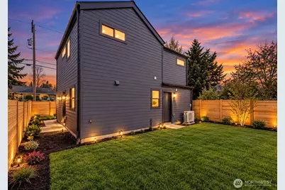 3215 22nd Avenue S, Seattle, WA 98144 - Photo 17