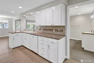 4625 92nd St NE, Marysville, WA 98270 - Photo 9