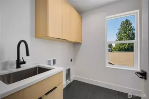 726 N 89th St, Seattle, WA 98103 - Photo 19