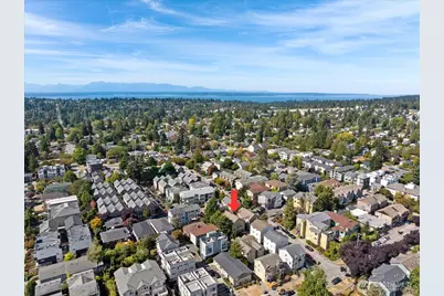 741 N 94th Street #C, Seattle, WA 98103 - Photo 23