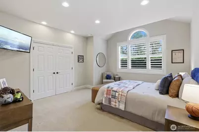 23420 SE 21st Court, Sammamish, WA 98075 - Photo 29