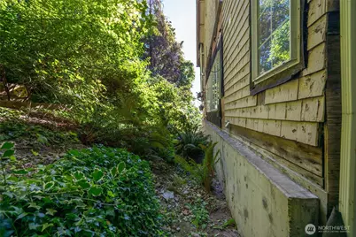 4810 54th Avenue SW, Seattle, WA 98116 - Photo 27