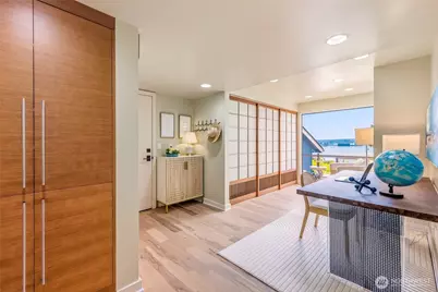 8337 E Mercer Way, Mercer Island, WA 98040 - Photo 11