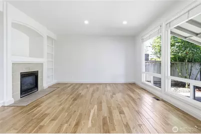 24312 Main Drive, Sammamish, WA 98074 - Photo 3