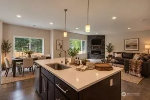 1129 150th St SW, Lynnwood, WA 98087 - Photo 3