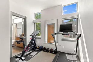 310 21st Ave, Seattle, WA 98122 - Photo 13