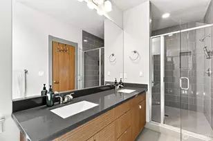 310 21st Ave, Seattle, WA 98122 - Photo 11