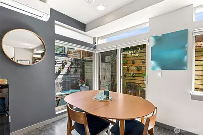 310 21st Avenue #B, Seattle, WA 98122 - Photo 5