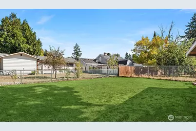 24924 35th Avenue S, Kent, WA 98032 - Photo 23