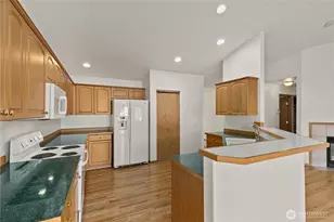 10906 183rd Ave, Bonney Lake, WA 98391 - Photo 11
