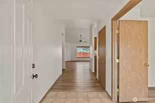 10906 183rd Ave, Bonney Lake, WA 98391 - Photo 5