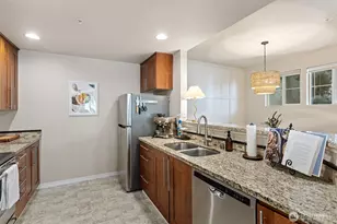 2034 Newport Way NW, Issaquah, WA 98027 - Photo 7