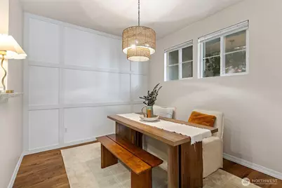 2034 Newport Way NW #11-1, Issaquah, WA 98027 - Photo 11