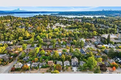 4331 NE 57th Street, Seattle, WA 98105 - Photo 39