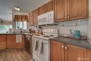 462 NW Equestrian Dr, Poulsbo, WA 98370 - Photo 15