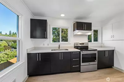 7014 S 126th Street, Seattle, WA 98178 - Photo 7