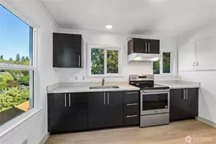 7014 S 126th St, Seattle, WA 98178 - Photo 7