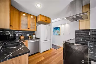 14346 Interlake Ave N, Seattle, WA 98133 - Photo 11
