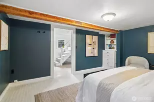 1009 W Crockett St, Seattle, WA 98119 - Photo 25