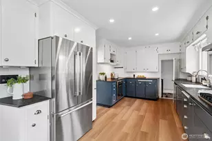 1009 W Crockett St, Seattle, WA 98119 - Photo 15