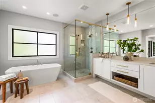 10402 NE 15th St, Bellevue, WA 98004 - Photo 15