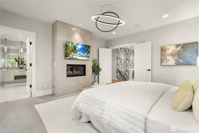 10402 NE 15th Street, Bellevue, WA 98004 - Photo 11