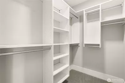10402 NE 15th Street, Bellevue, WA 98004 - Photo 19