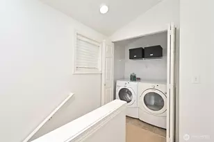 8509 Midvale Ave N, Seattle, WA 98103 - Photo 15