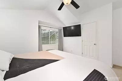 8509 Midvale Avenue N #C, Seattle, WA 98103 - Photo 17
