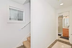 8509 Midvale Ave N, Seattle, WA 98103 - Photo 3