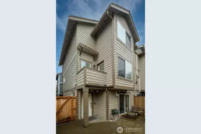 8509 Midvale Avenue N #C, Seattle, WA 98103 - Photo 1