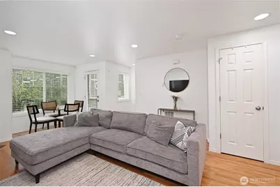 8509 Midvale Avenue N #C, Seattle, WA 98103 - Photo 11