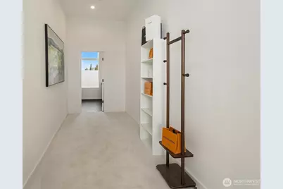 5253 California Avenue SW #F, Seattle, WA 98136 - Photo 25
