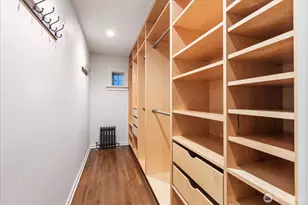 4124 Burke Ave N, Seattle, WA 98103 - Photo 19