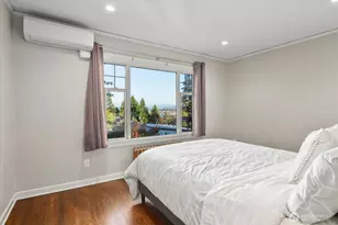4124 Burke Ave N, Seattle, WA 98103 - Photo 23