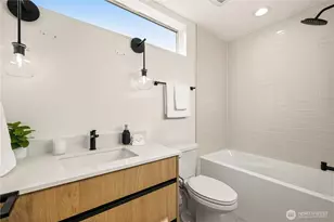 3819 C Fremont Ave N, Seattle, WA 98103 - Photo 19