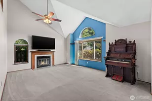 857 Westminster Dr NE, Olympia, WA 98516 - Photo 3